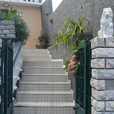 Vista Dos Encantos Machico (Madeira)