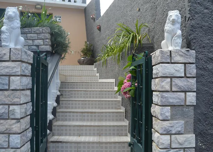 Vista Dos Encantos Machico (Madeira)